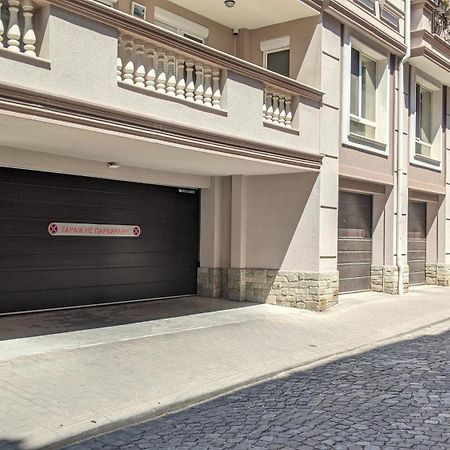 Lux 2 Central Apartment With Garage Plovdiv Eksteriør bilde