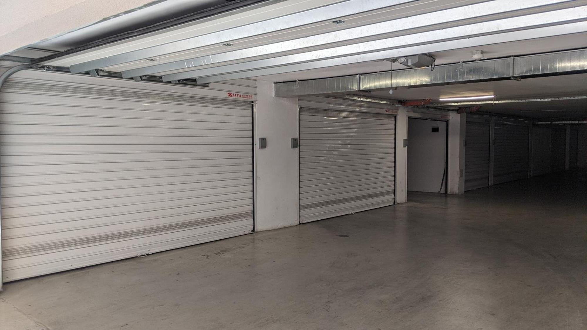 Lux 2 Central Apartment With Garage Plovdiv Eksteriør bilde